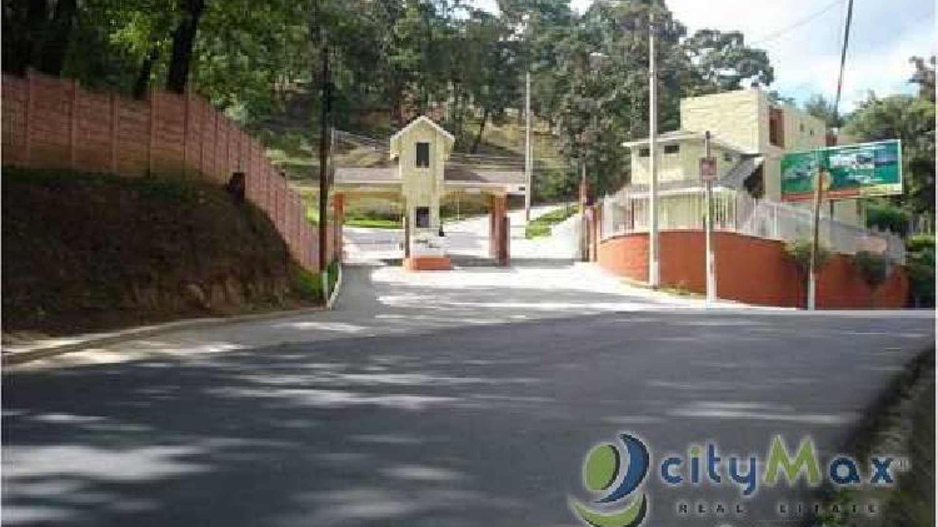 Vendo Terreno con 416.91m2 en San Pedro Sacatepequez - Miniatura 2