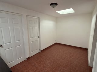 Casa amueblada en renta, Santa Lucia Milpas Altas - Image 6