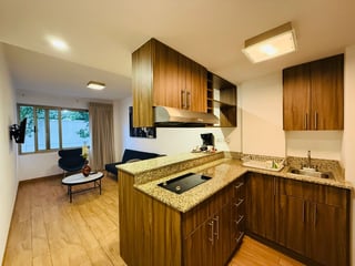 Alquiler de Céntricos Aptos. de 1 Dorm. - Las Conchas, Zona 14 - Image 2