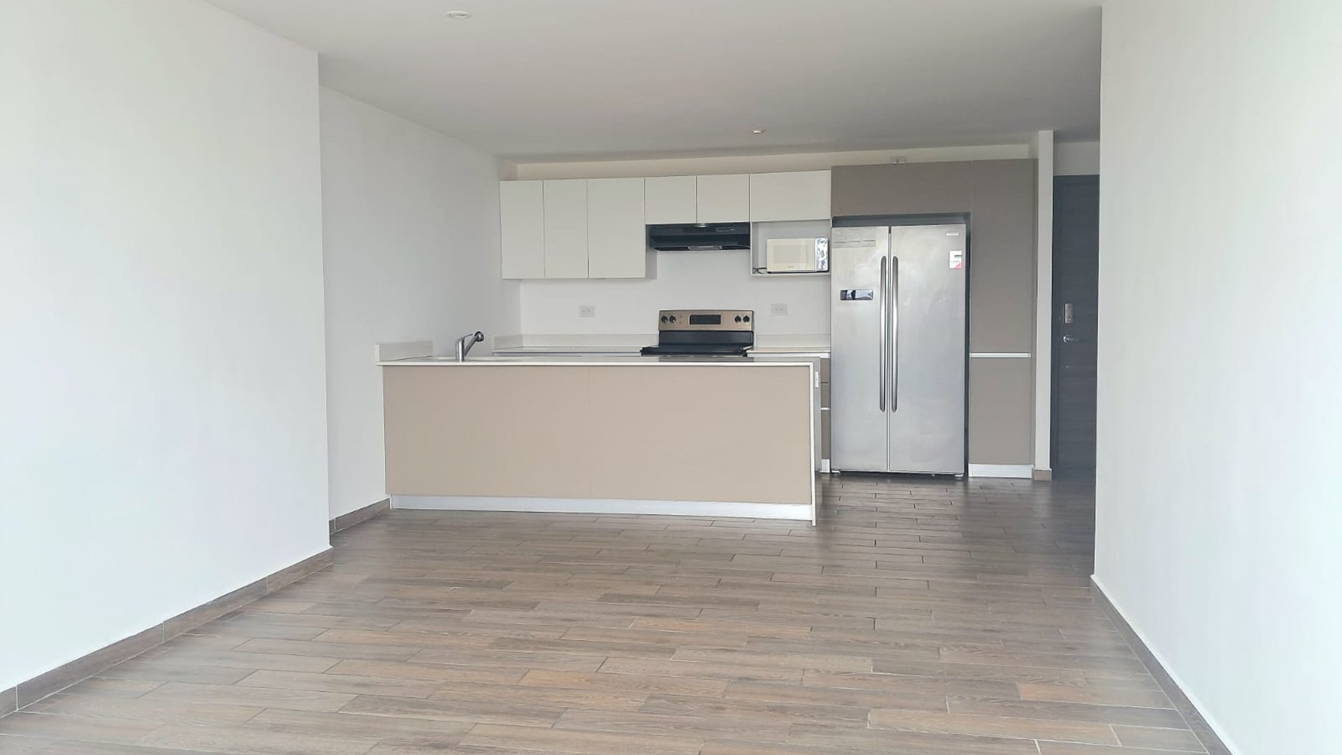 ???? APARTAMENTO EN RENTA – 3 HAB | EDIFICIO PARQUE 15 | ZONA 15 - Miniatura 2