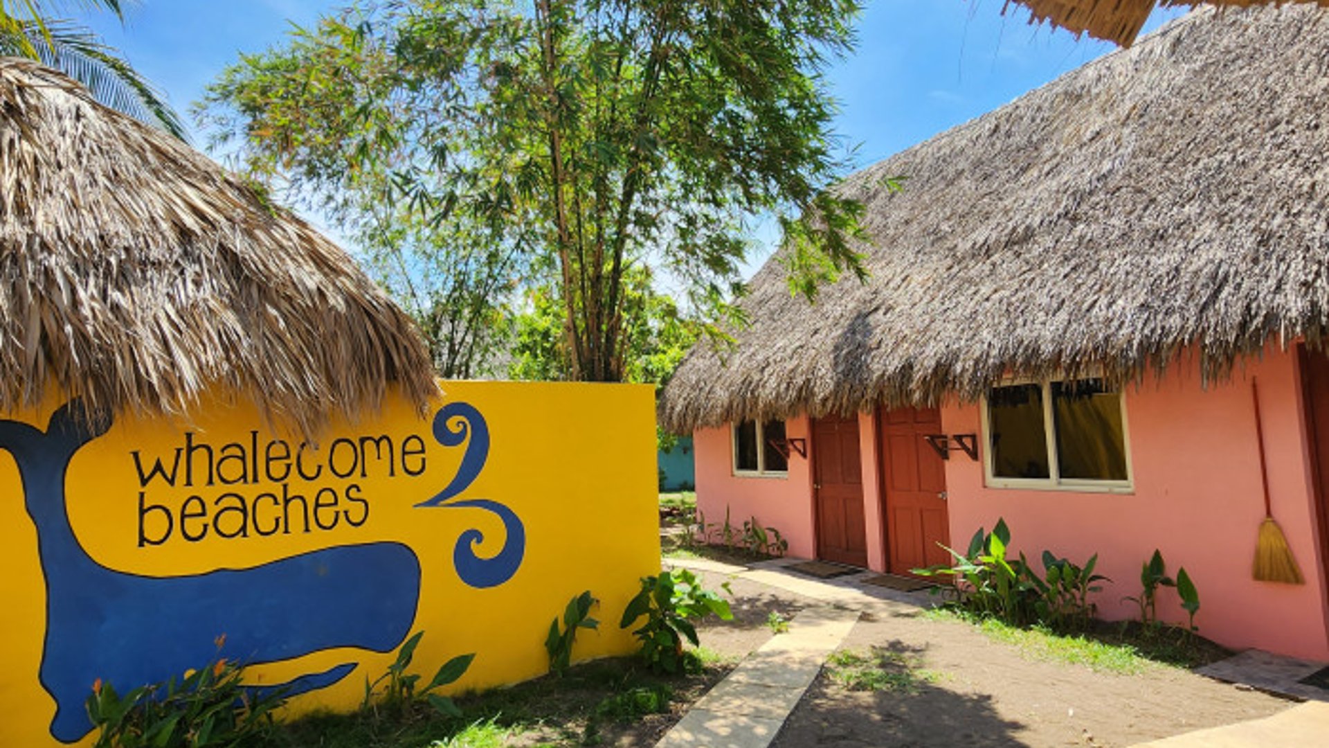 En Venta Hotel en El Paredón Sipacate - Miniatura 20