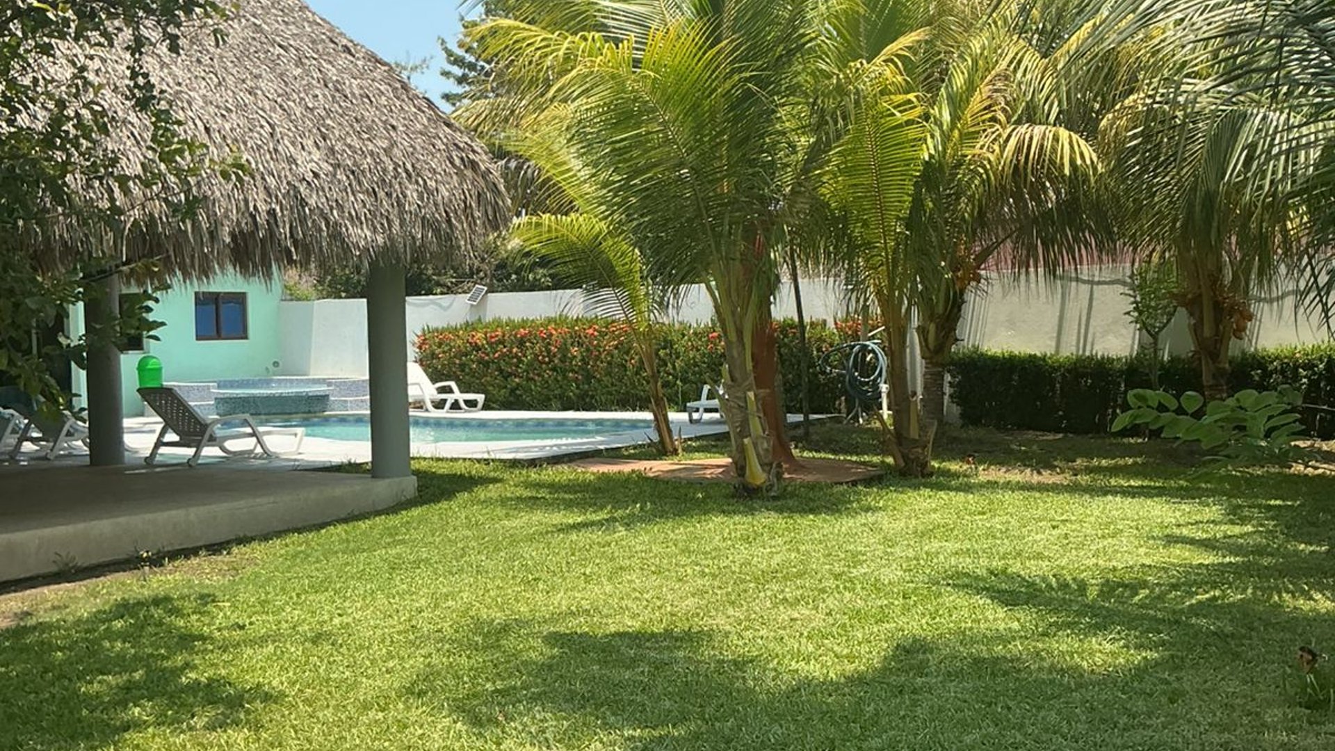Chalet de Lujo en El Pumpo, Santa Rosa: Venta/Renta | 5 Habitaciones - Miniatura 16