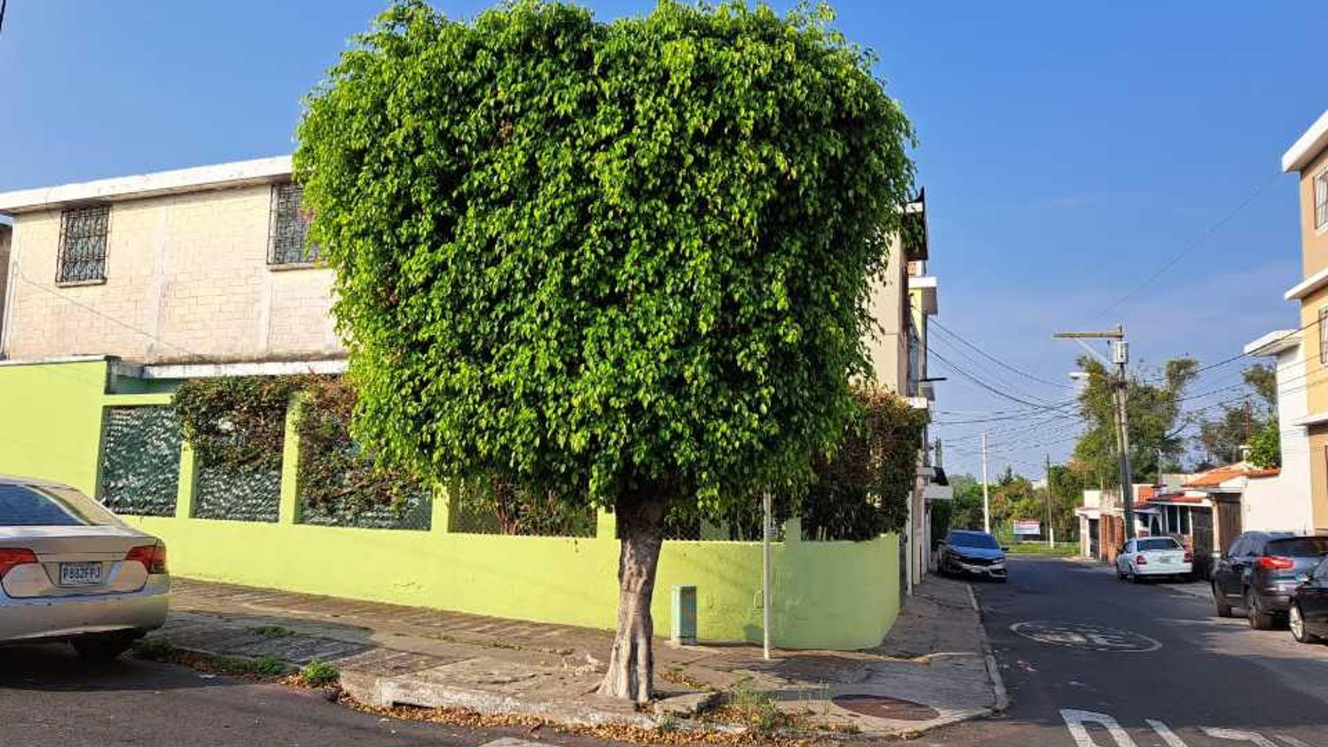Venta de casa en Santa Rita 1, zona 2 de Mixco - Miniatura 2