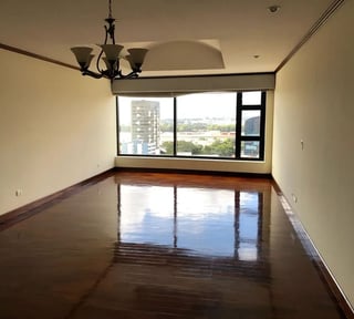 Apartamento en Alquiler Edificio Antiguo Zona 14