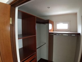 Apartamento en alquiler, Vista Real zona 14 - Image 9