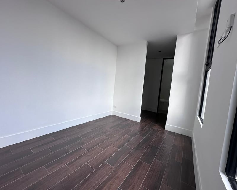???? APARTAMENTO EN VENTA – 1 HAB | EDIFICIO ROSELLO | ZONA 13 - Miniatura 7