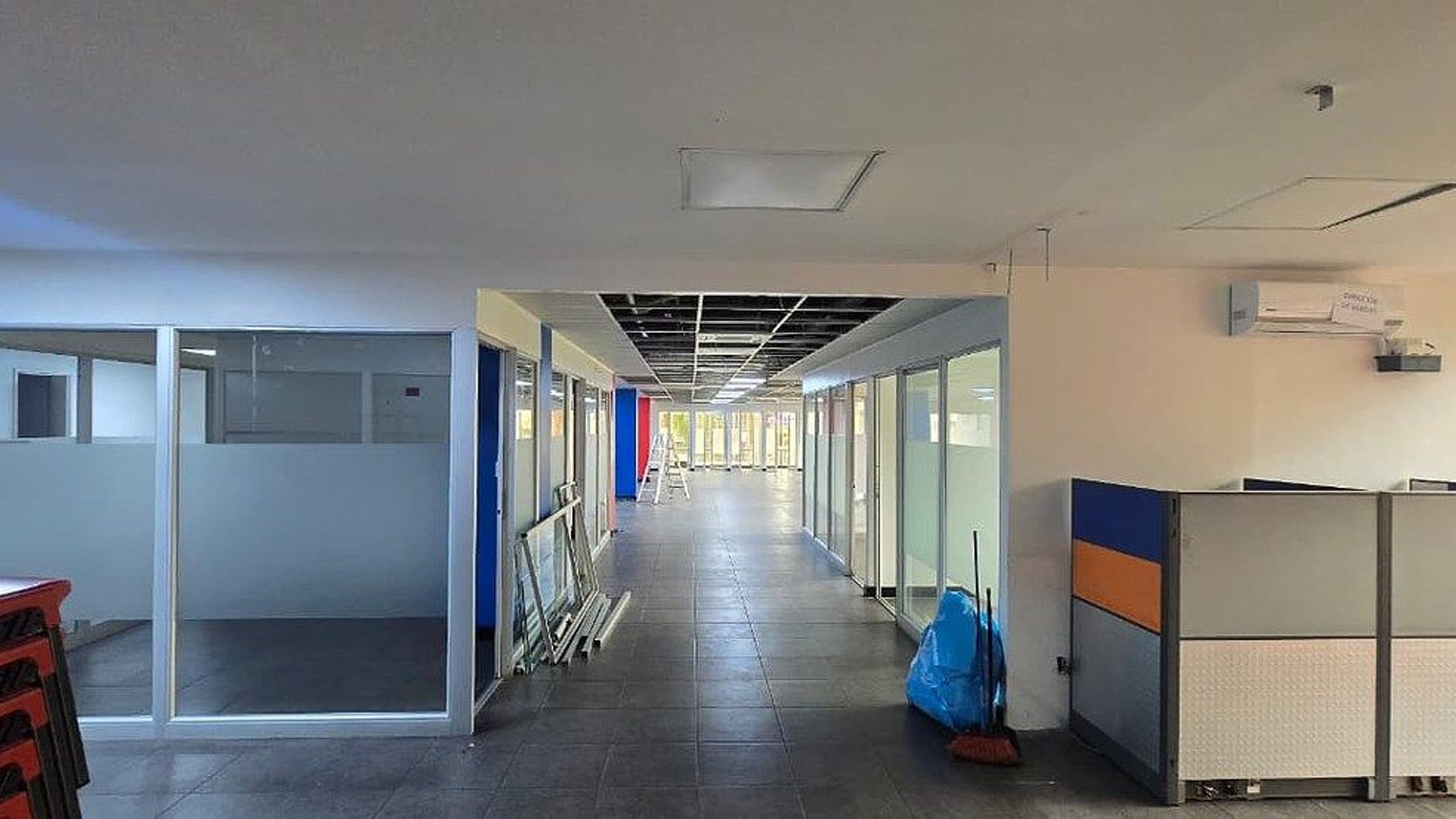 Oficina en ALQUILER en zona 4