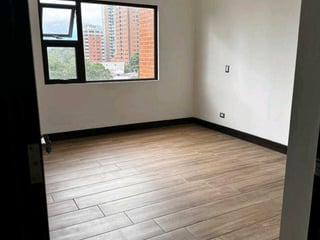 APARTAMENTO EN ALQUILER📍 Edificio Vivalt, Zona 10
Una propiedad única - Image 6