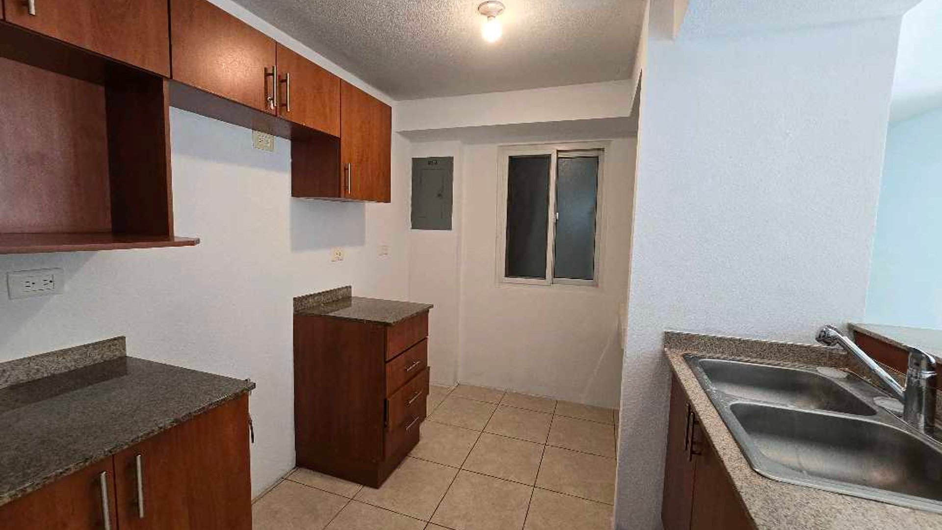 APARTAMENTO EN ALQUILER EN PARQUE 7 - Miniatura 5
