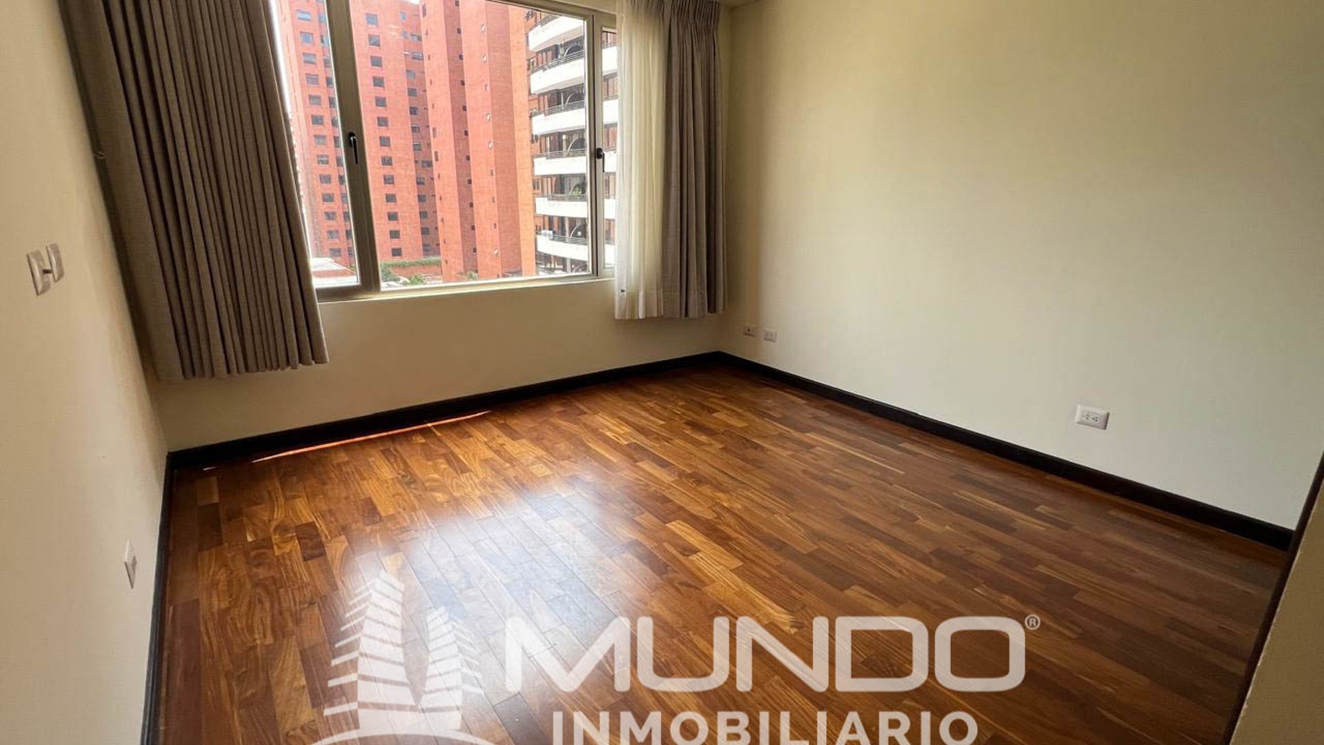 APARTAMENTO EN RENTA ZONA 10 - Miniatura 10