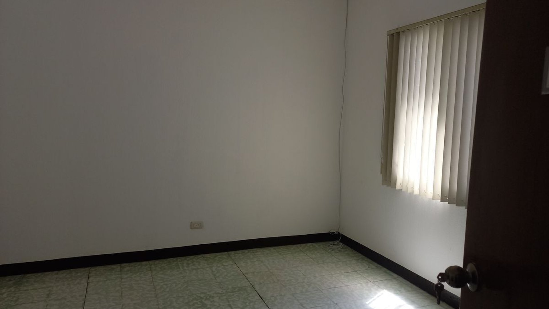 OFICINAS EN ALQUILER EN ZONA 3 LO DE BRAN - Miniatura 11