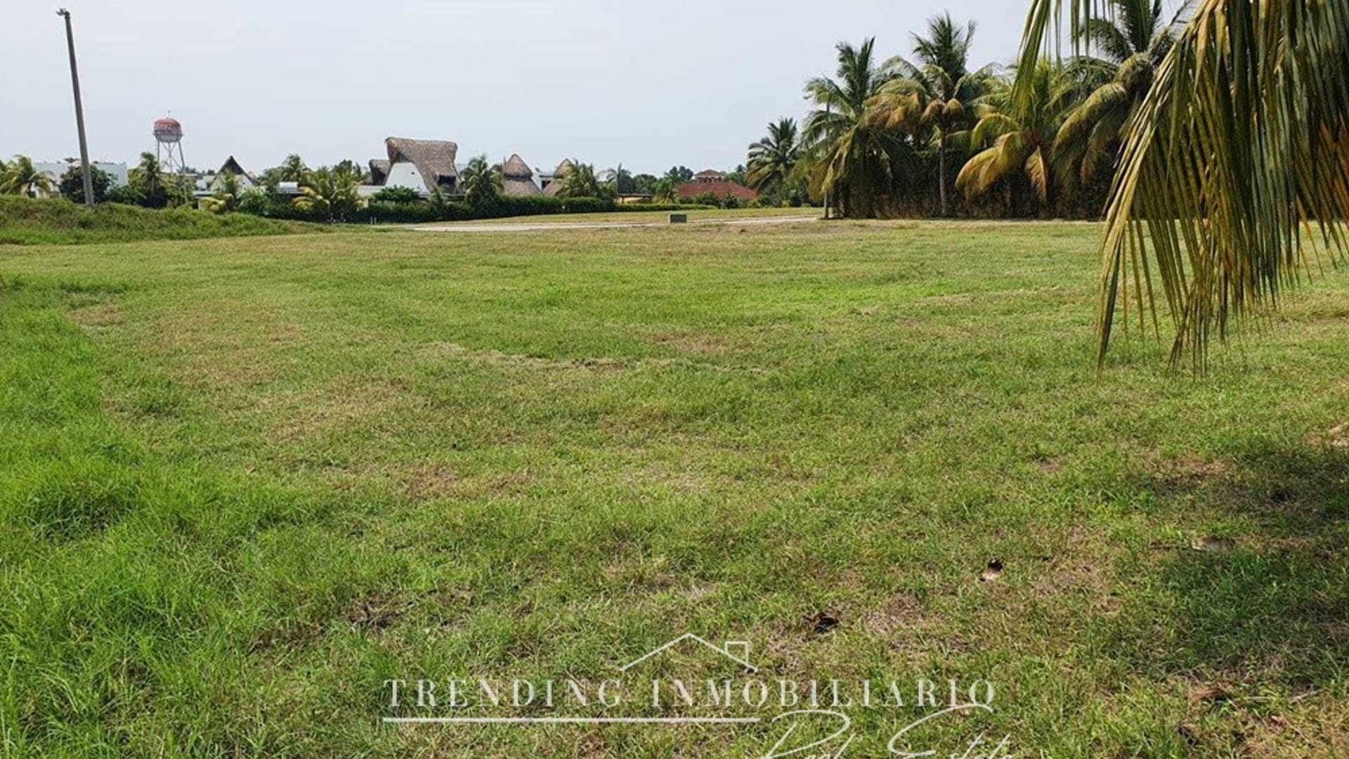 Terreno en venta Pérgolas del Mar Iztapa, 3,345.89 v² frente a canal navegable