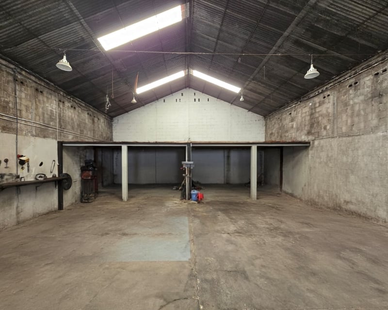 VENTA Bodega Zona 14