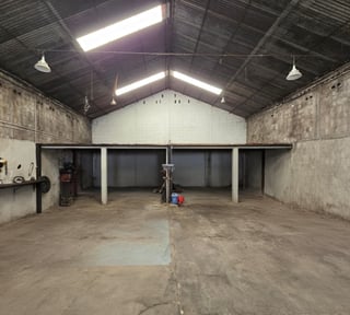 VENTA Bodega Zona 14