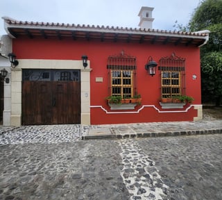 Vendo Hermosa Casa en Hacienda del Comendador