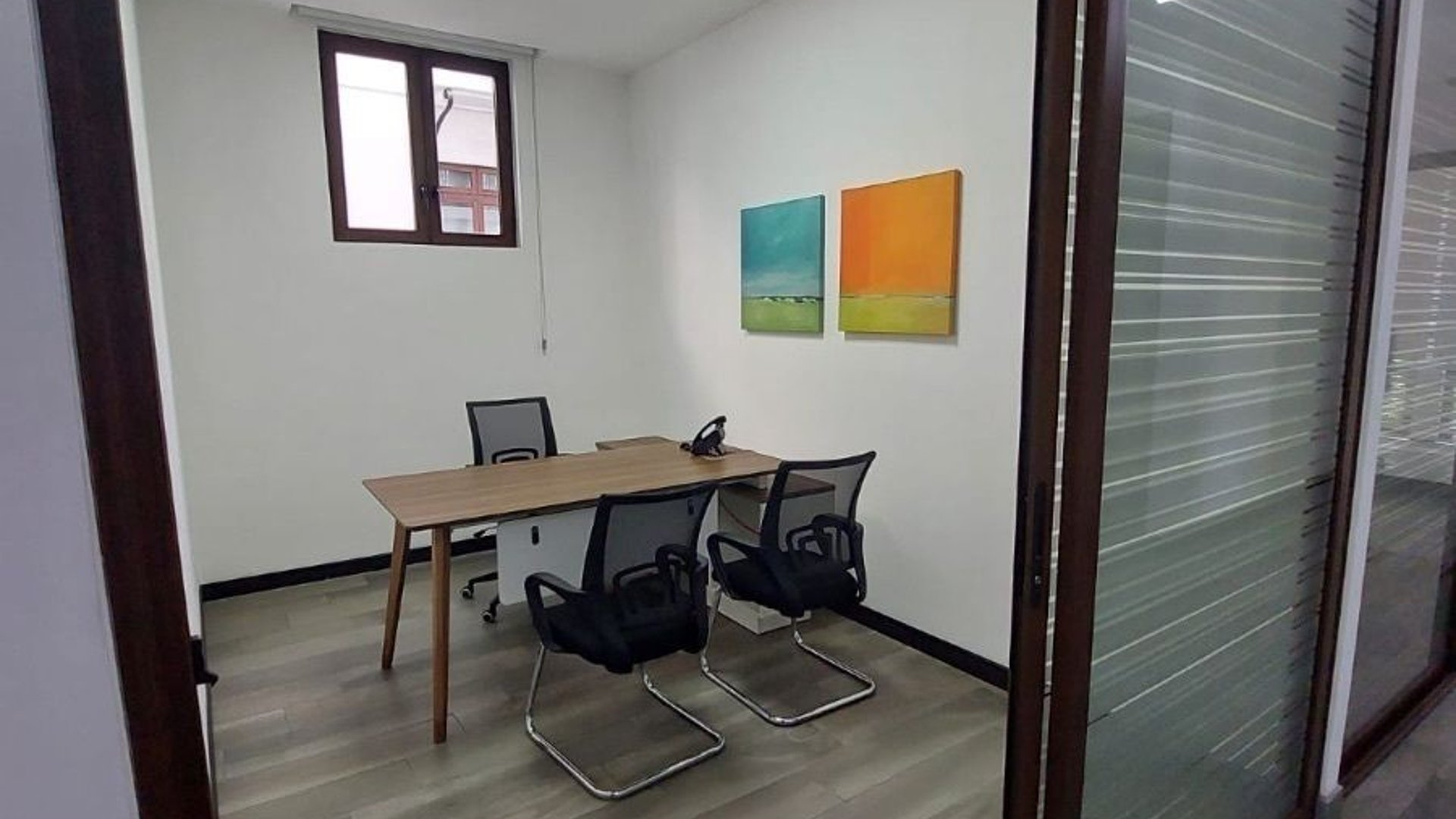 CENTRO DE NEGOCIOS EN CAYALA / Oficinas Privadas  en Renta  , Zona 16