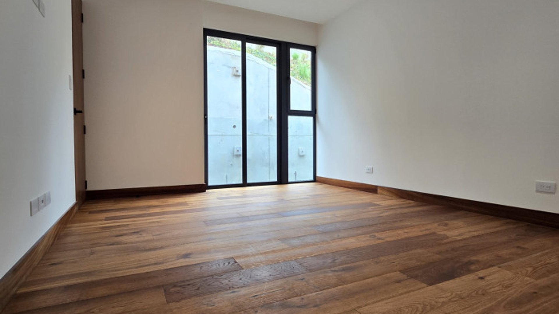 En venta exclusiva casa el Pulte Zona 16 Guatemala - Miniatura 15