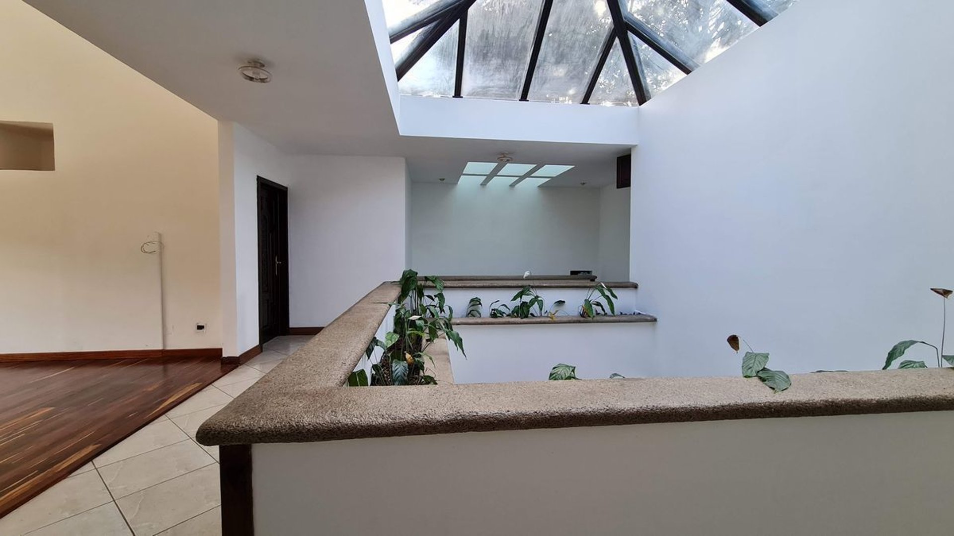 Casa en ALQUILER  en La Montaña Zona 16 - Miniatura 29