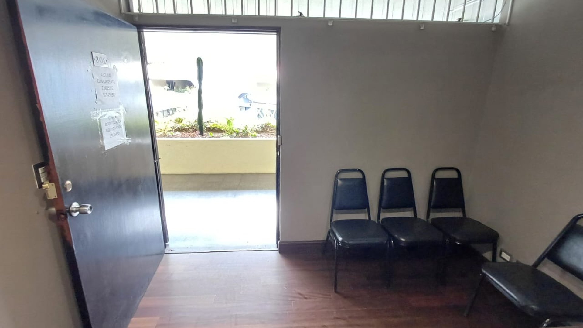 Oficina o clinica en venta, El Patio zona 4. - Miniatura 7