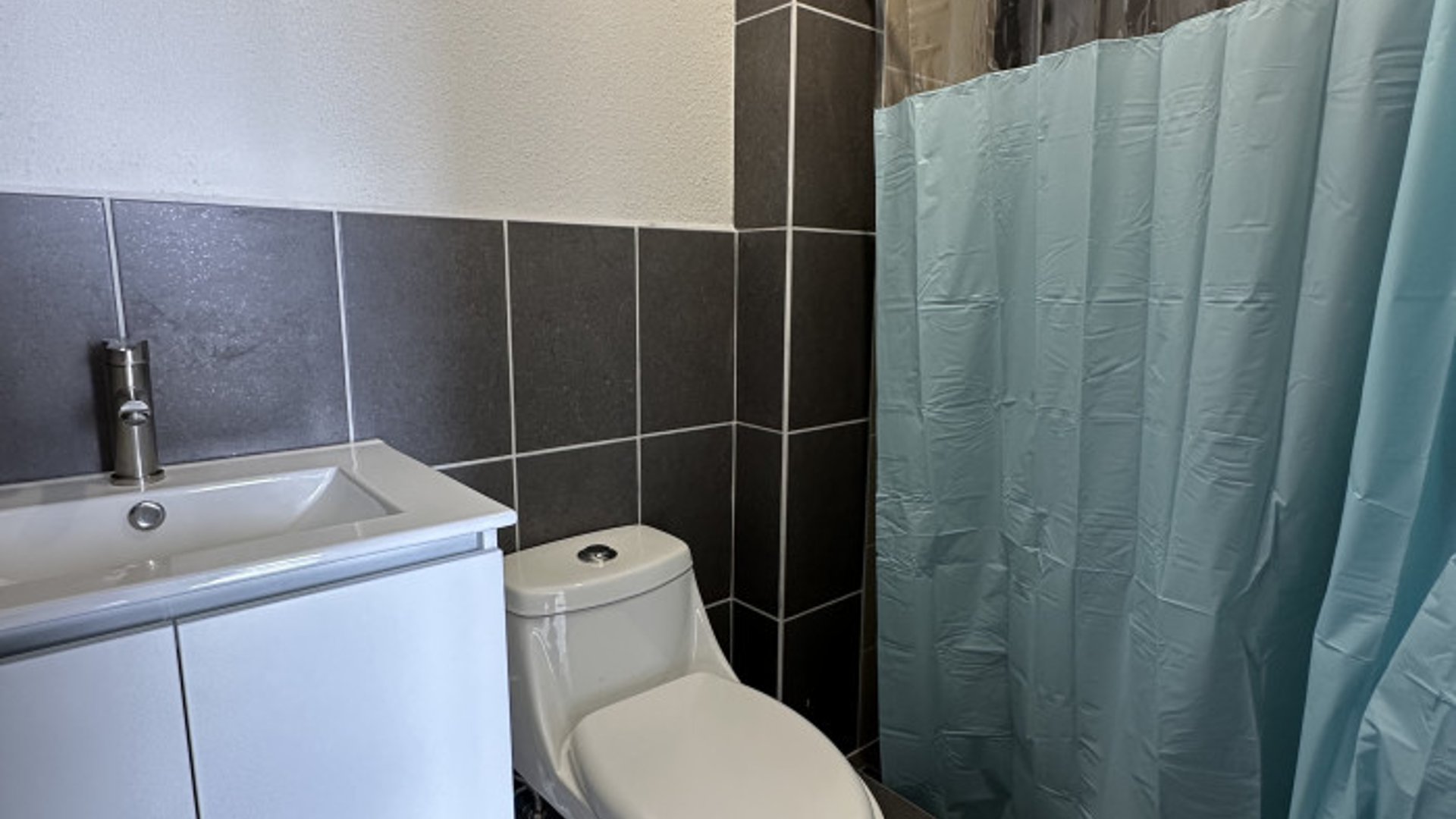 Apartamento renta 3 habitaciones cerca USAC Zona 12 - Miniatura 14