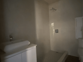 Apartamento en Venta Edificio Milenia, zona 10 - 3