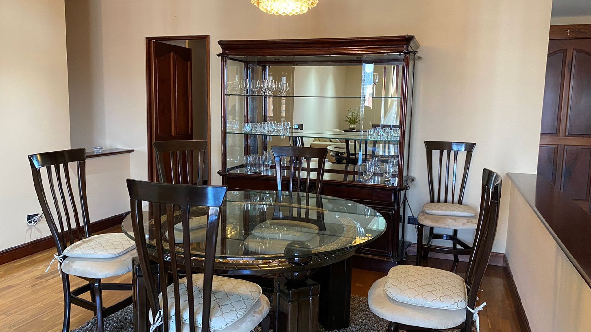 APARTAMENTO AMUEBLADO EN RENTA SAN IGNACIO ZONA 10 - Miniatura 7