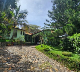 Casa en Venta en Zona 16 cercana Hospital Militar