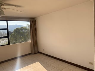 Apartamento en venta de 2 habitaciones y hab de servicio Z14 Ref-5338 - 4