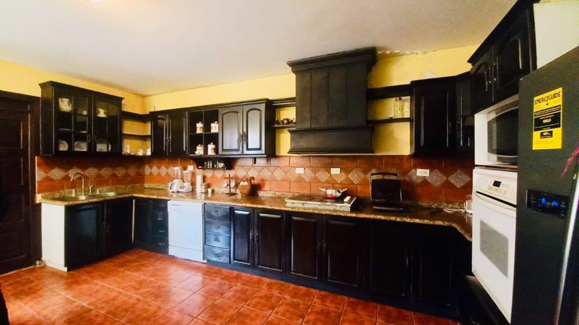 VENDO CASA EN ZONA 16  LA MONTAÑA - Miniatura 8