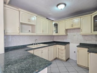 Casa en Venta Lomas de San Jacinto Zona 10 de Mixco - 3