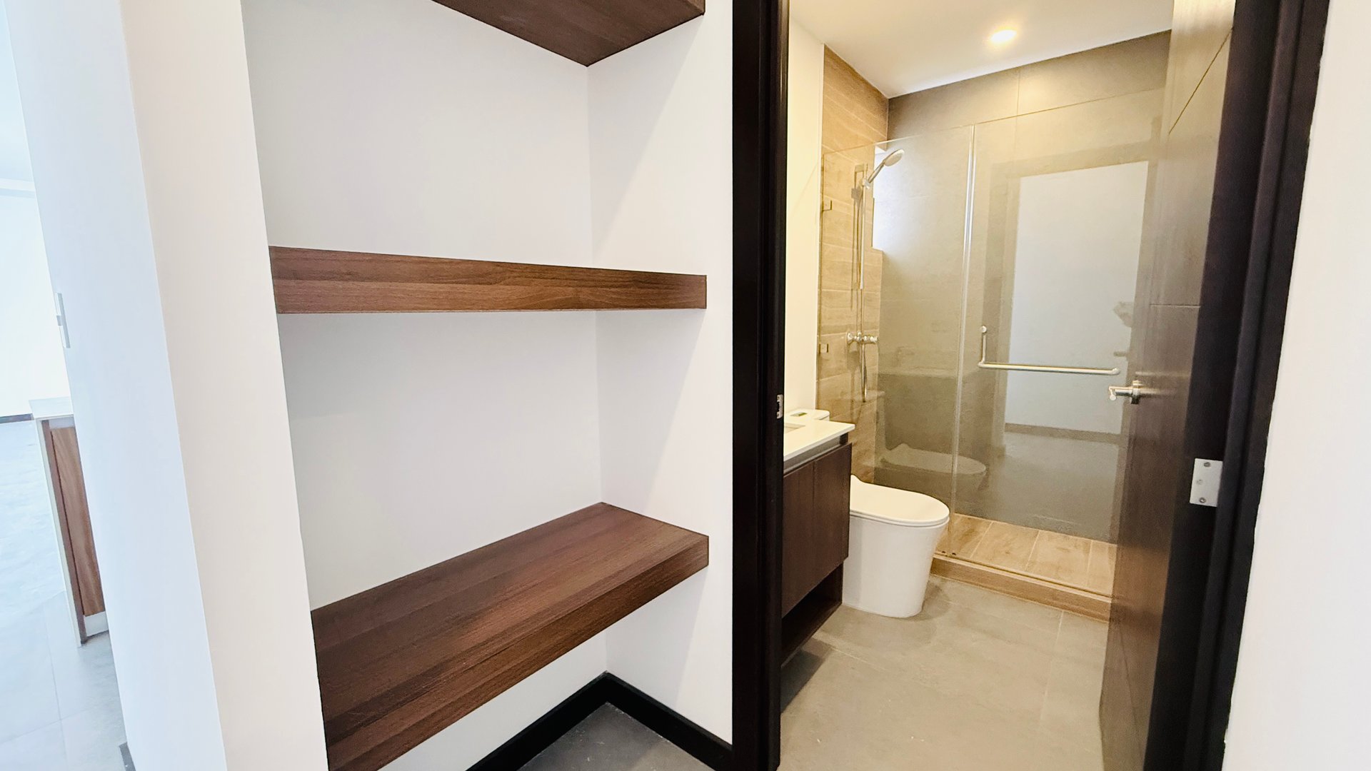 APARTAMENTO PARA ESTRENAR  3 HABS. 119Mts2 EDIF. Arles ZONA 15 - Miniatura 4
