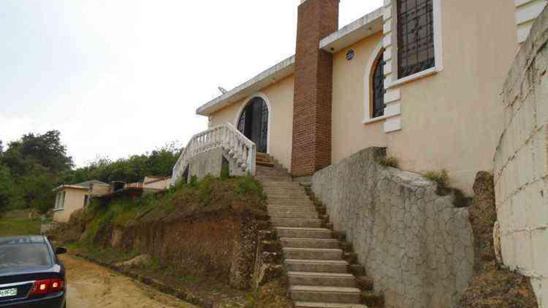 CASA EN VENTA EN KM. 33 CARRETERA INTERAMERICANA