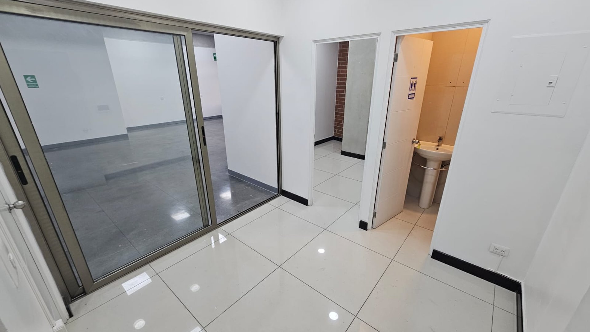 Ofibodega en Renta Condado Naranjo - Miniatura 2