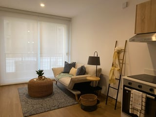 Apartamento en Alquiler / Venta Edificio Vivo, zona 4 - 2