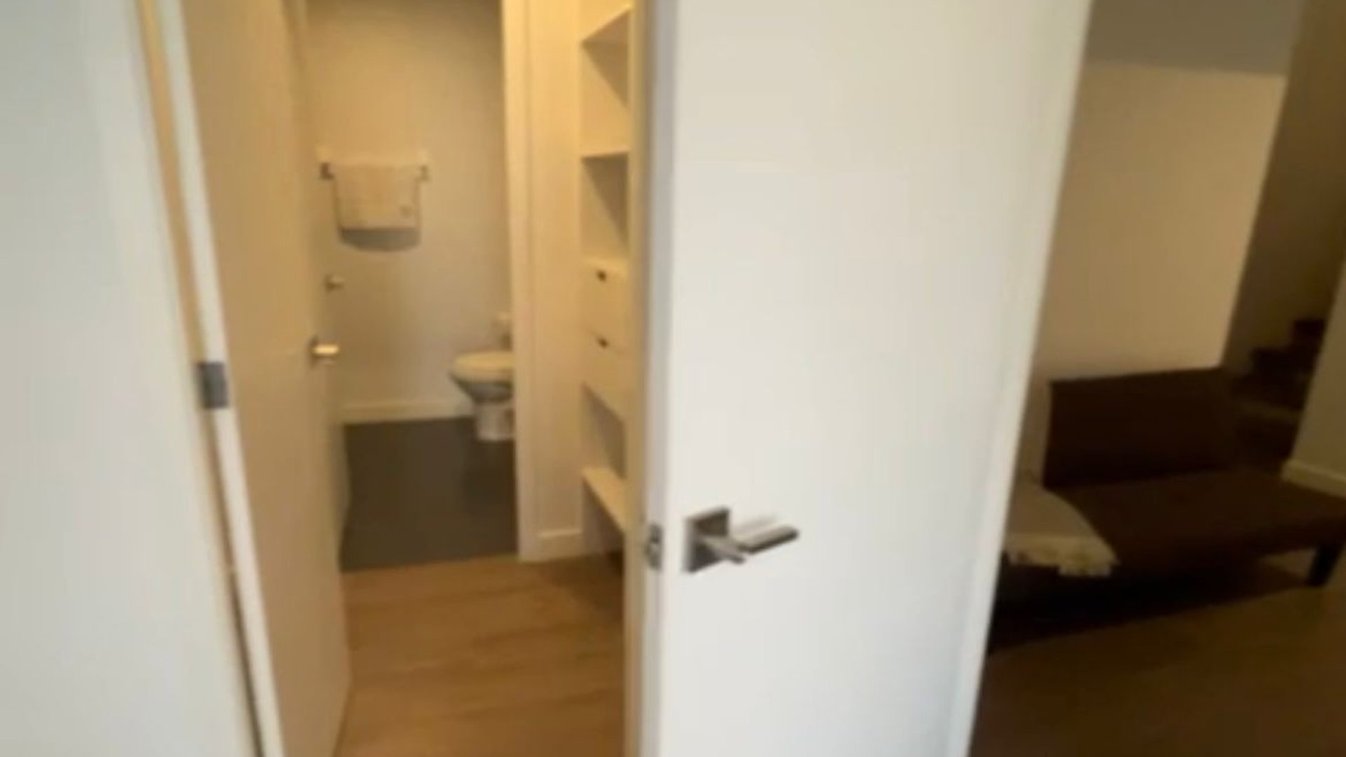 APARTAMENTO EN EDIFICIO GRANAT ZONA 4 - Miniatura 5