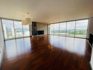VENTA DE HERMOSO PENTHOUSE - MIDORI, ZONA 15 - 2