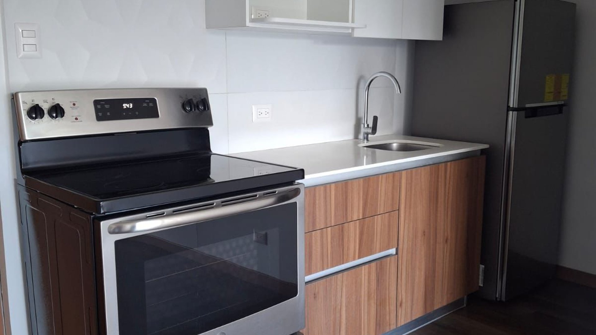 ???? APARTAMENTO EN VENTA – 2 HAB | EDIFICIO VIDALTA | ZONA 11 - Miniatura 2