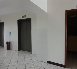 Renta de Oficina en Calzada Roosevelt