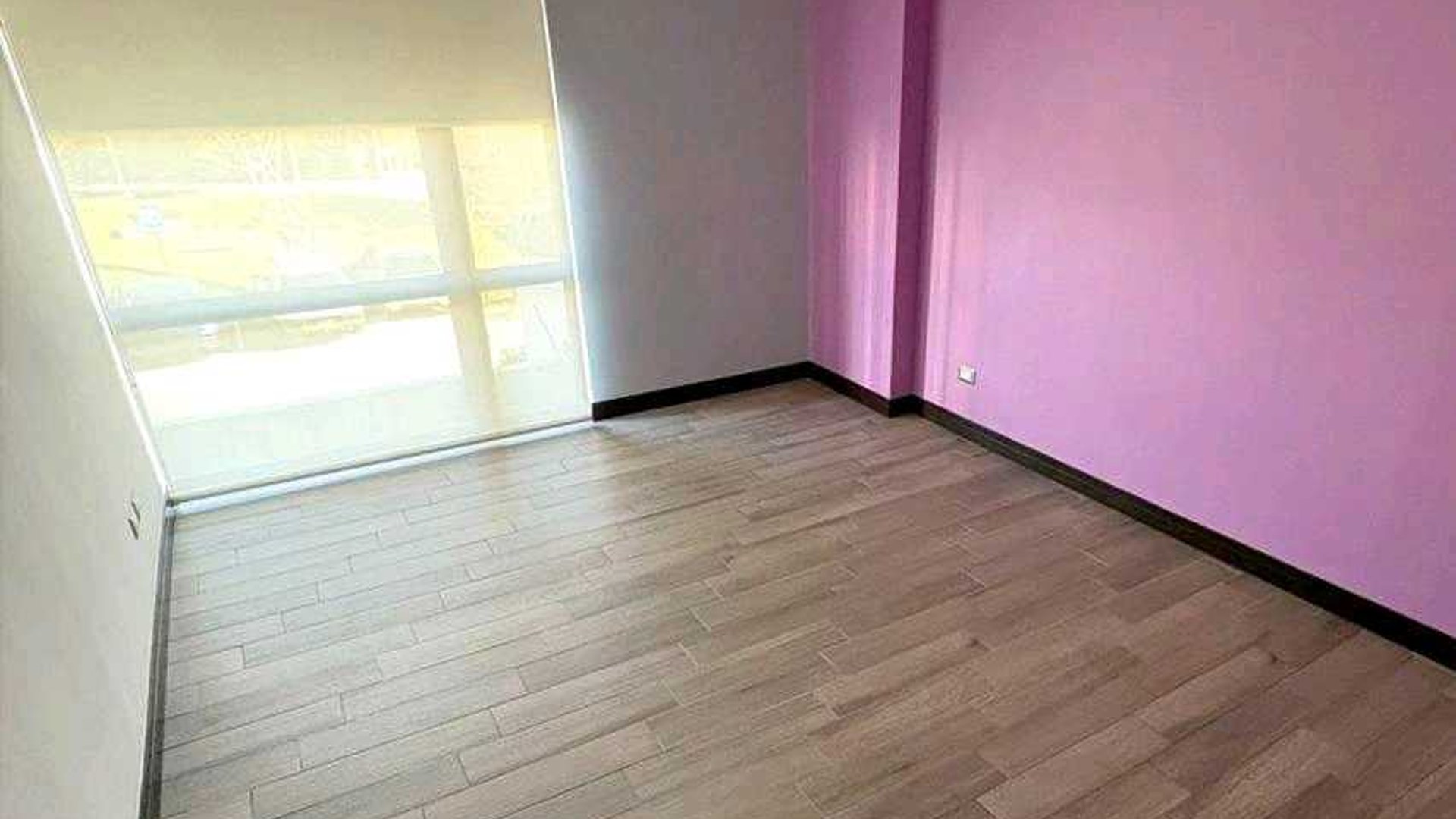 APARTAMENTO EN ALQUILER???? Edificio San Isidro 20/21, Zona 16

100 Mts² - Miniatura 6