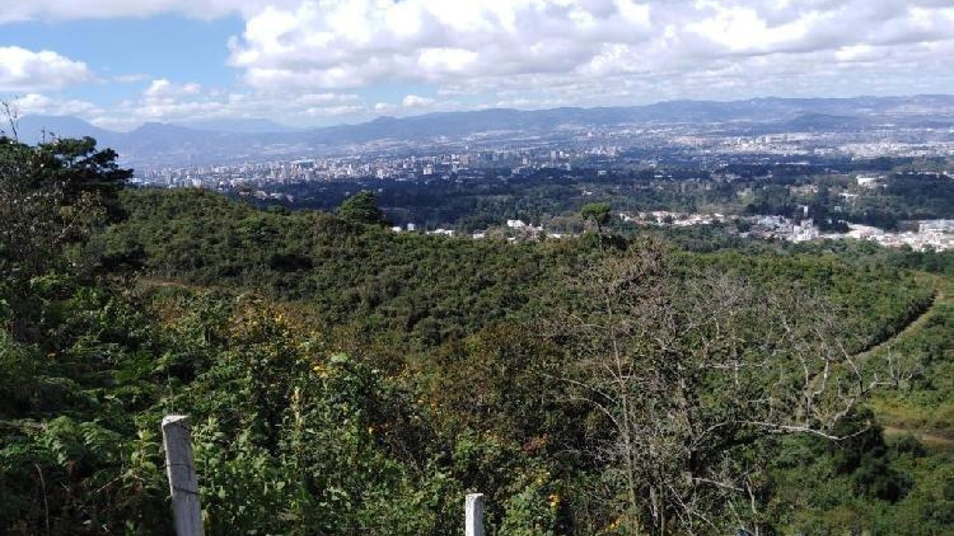 Venta de terreno comercial en zona 16!