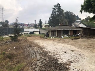 Alquiler de terreno al lado de edificio scena, CES - 5