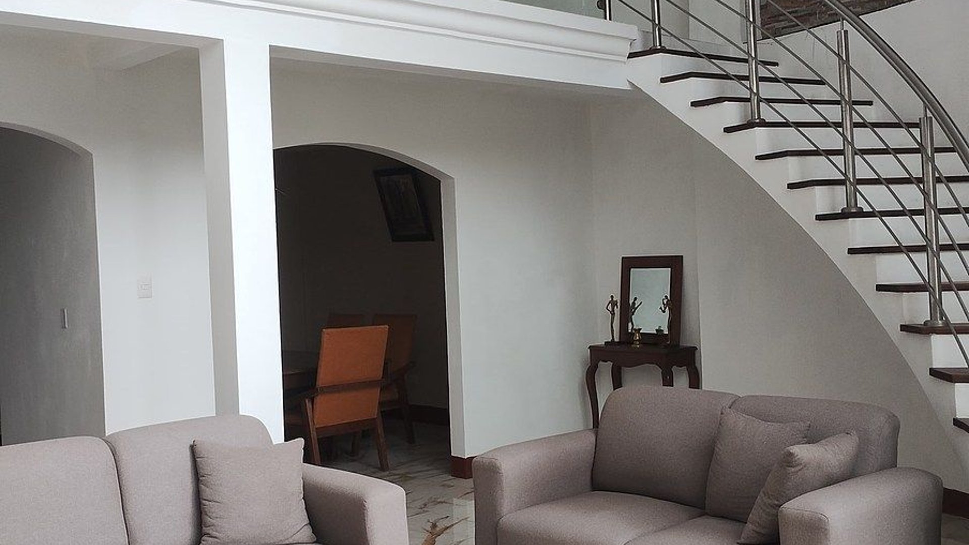 Casa en VENTA Santa Lucía Milpas Altas - Miniatura 4