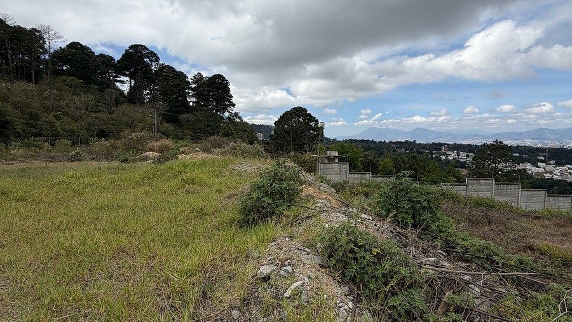 Terreno en renta en Zona 16, camino al Pulte - Miniatura 11