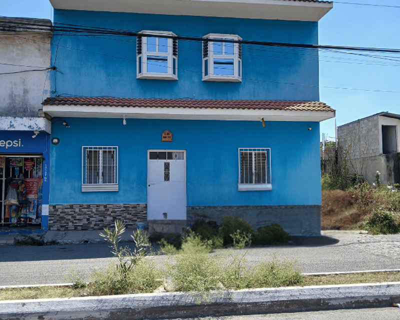 Casa Tres Niveles en venta  Las Mercedes Villa Canales