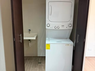 Apartamento en Renta en Parque Mateo, zona 7, 3 habitaciones ref-6082 - 3