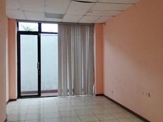 En Renta Oficina en Ave Reforma con 161m2 en Zona 9 - 4