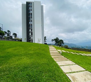 📍 APARTAMENTO EN RENTA – EDIFICIO NAGANO | ZONA 16