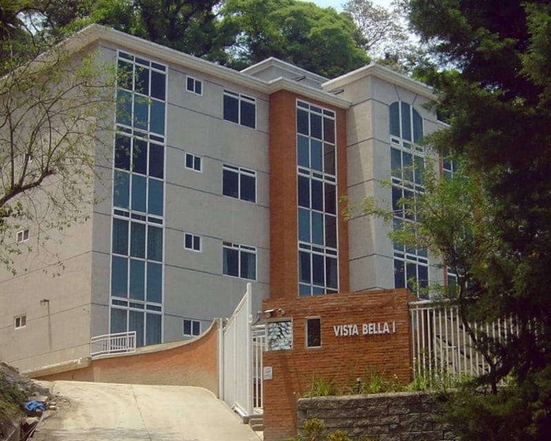 📍 APARTAMENTO AMUEBLADO EN VENTA – 3 HAB | VISTA BELLA I | KM 9.5CAES