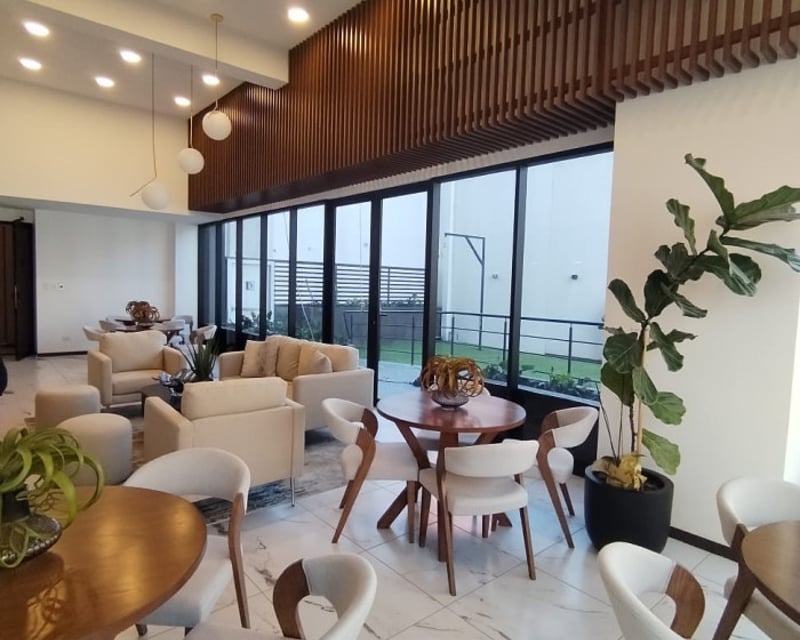 Apartamento grande en venta en zona 11 de Guatemala. - Miniatura 7