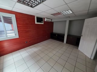 Bodega en renta en zona 2 de Mixco A 150 mts de la Roosevelt  Ref-5802 - 5